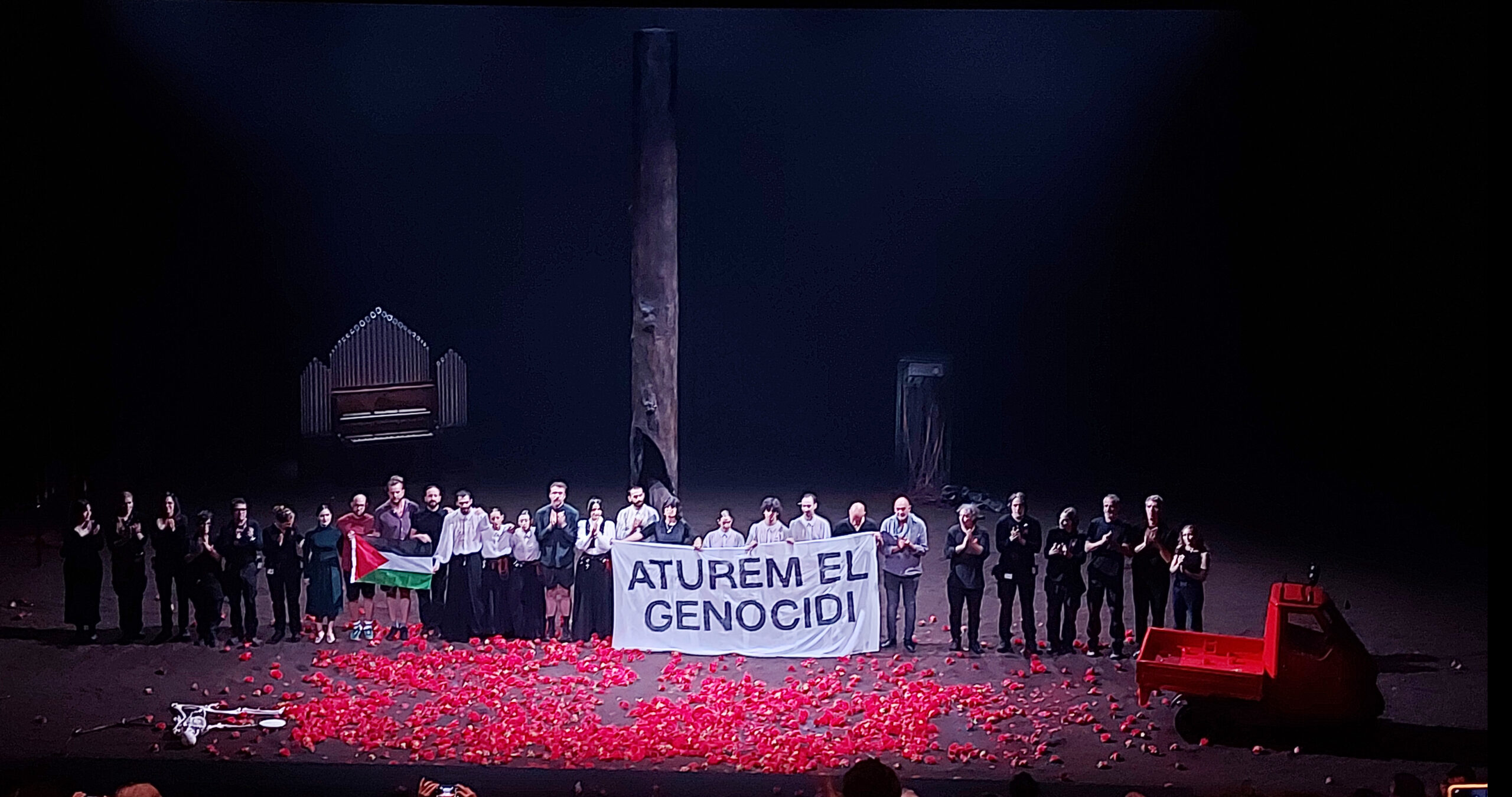 La mort… el genocidi…